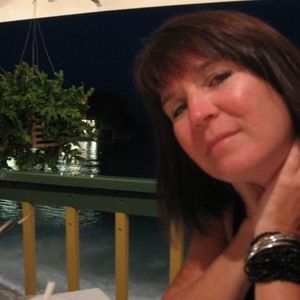 Meet your Posher, Lori-ann